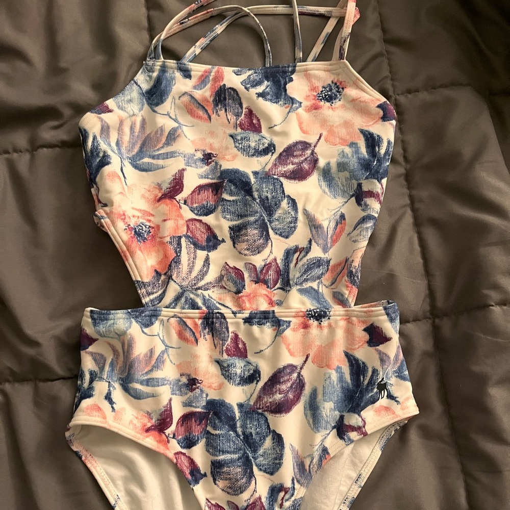 Abercrombie kids swim suit!